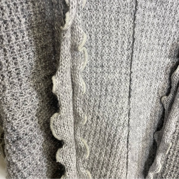 Moth Rocia Ruffled Gray Cardigan Size Small - Picture 6 of 10